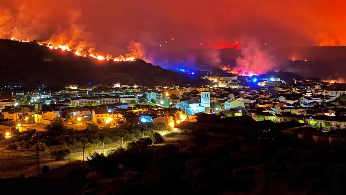 España enfrenta el incendio forestal más grande de su historia: más de 100.000 afectados