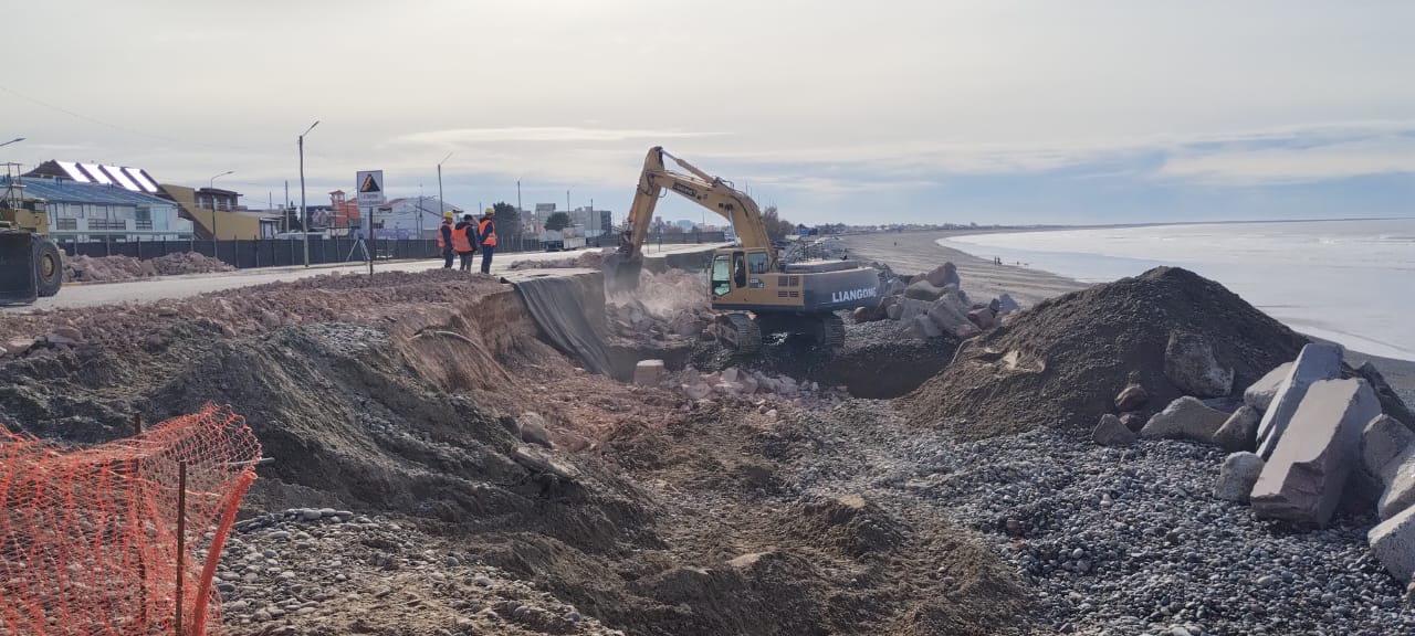 Erosión y marejadas: Aceleran la obra de protección costera en Playa Unión
