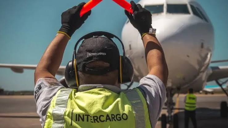 Intercargo repliega sus servicios en la Patagonia y no se sabe quién brindará el servicio de rampa 