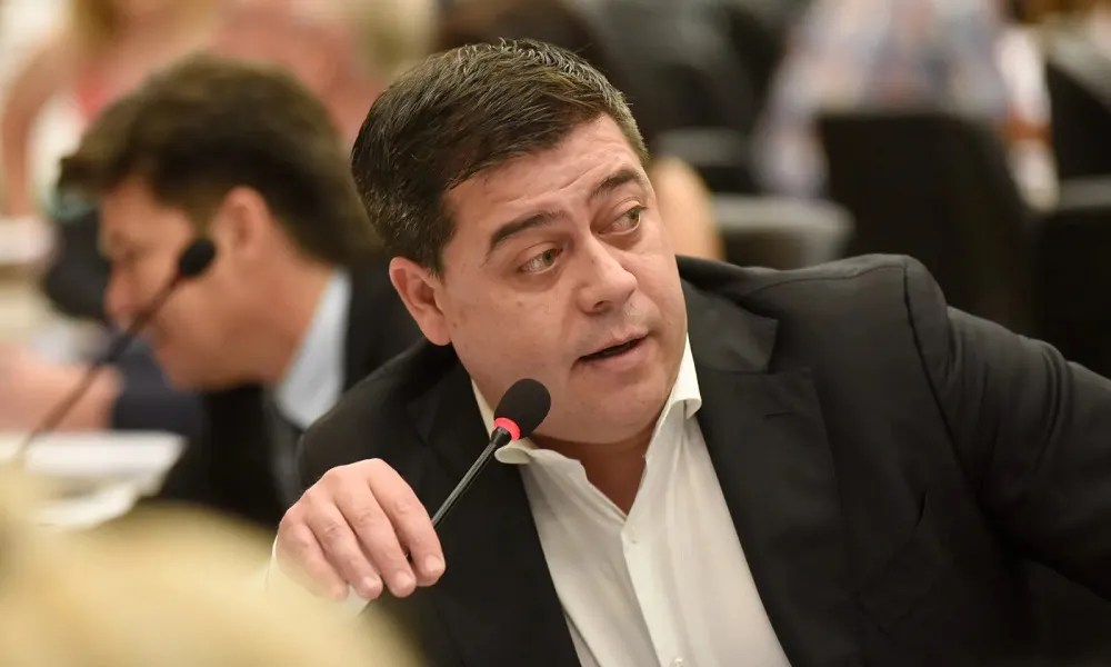 Ambientalistas denuncian que Treffinger ‘congeló’ el tratamiento de temas pesqueros en Diputados