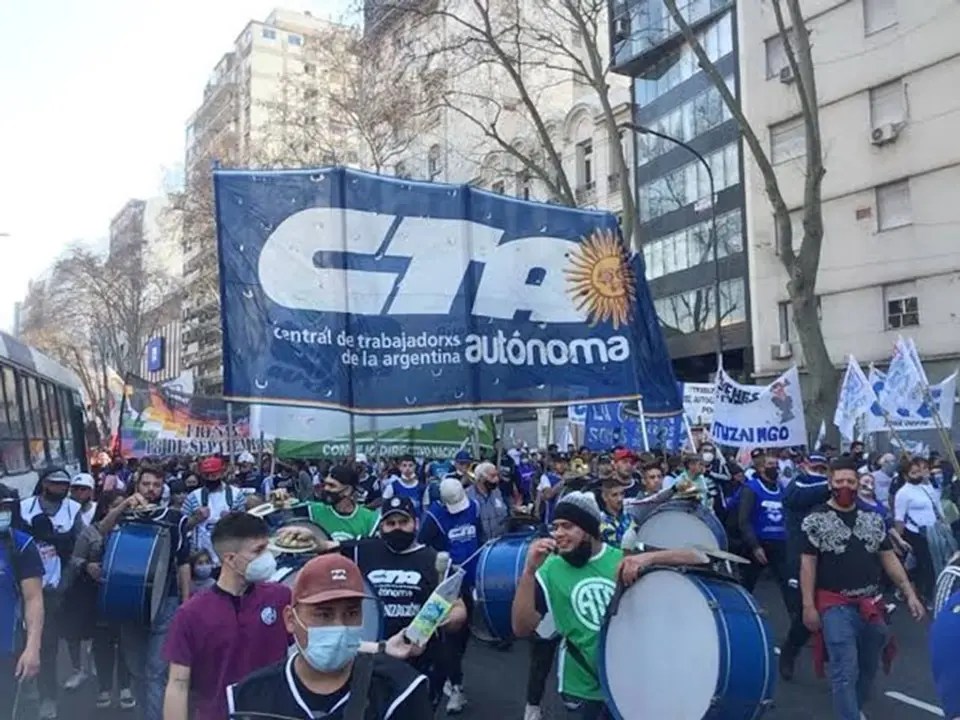 Salario mínimo ‘a dedo’: Las CTA mandaron carta documento al Gobierno y exigen negociación
