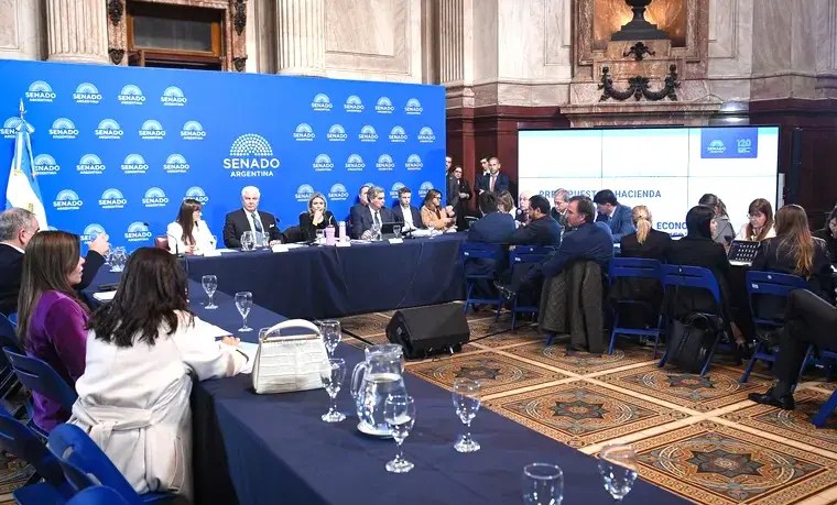 Fricciones internas y descontento industrial: El PRO y la UCR le trabaron el Súper RIGI a Milei en el Senado