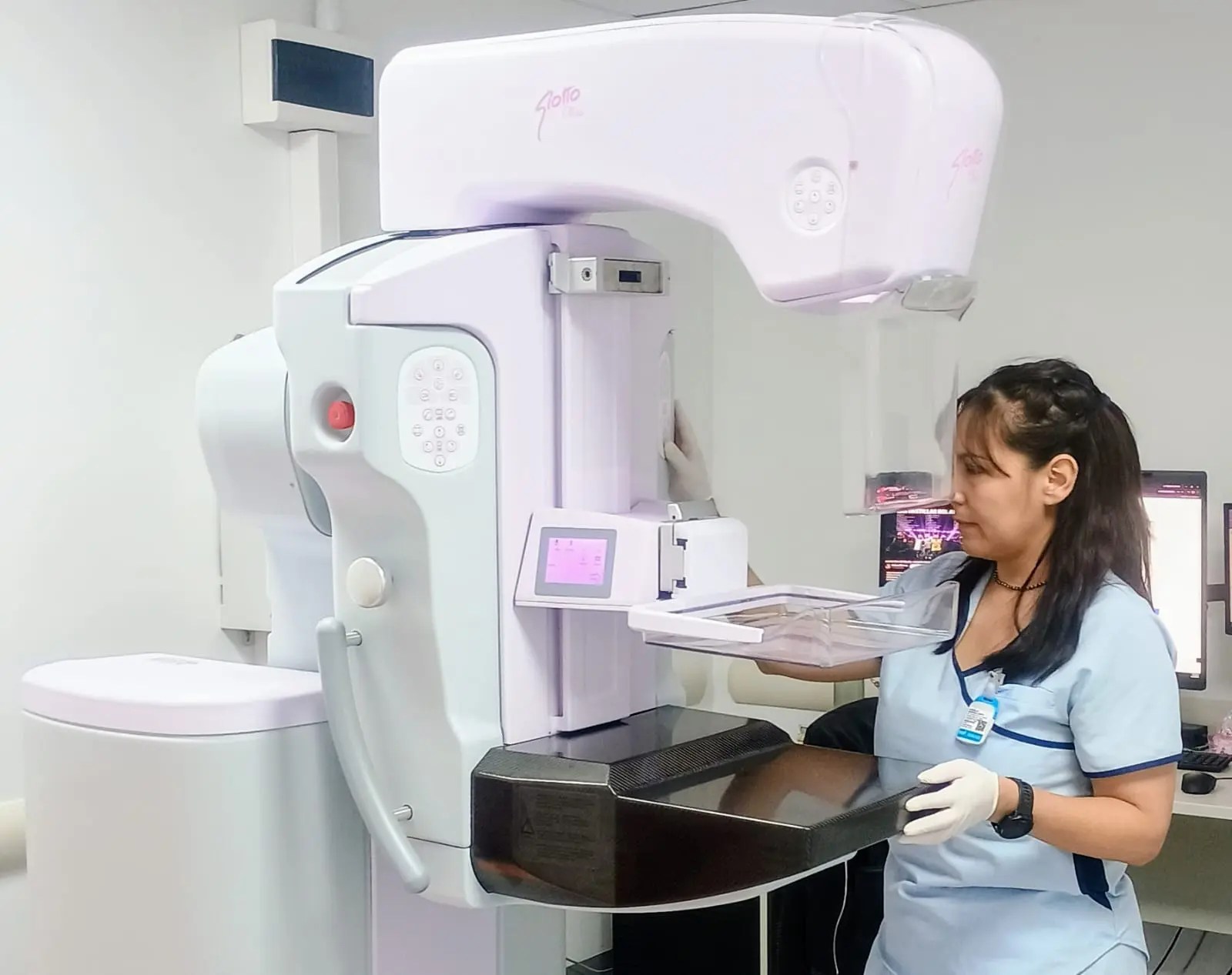 Octubre Rosa: hospitales cabecera ya realizaron más de 450 mamografías