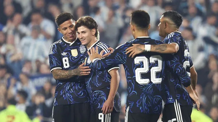 Argentina goleó 7 a 0 a Burkina Faso en un partido asimétrico y con mucho recambio