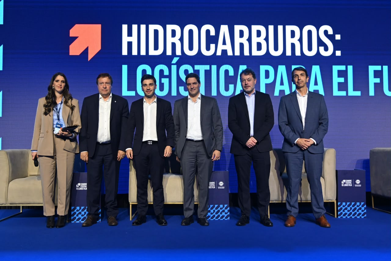 Cumbre Federal de Logística: Torres destacó el acuerdo de competitividad de Chubut para impulsar inversiones
