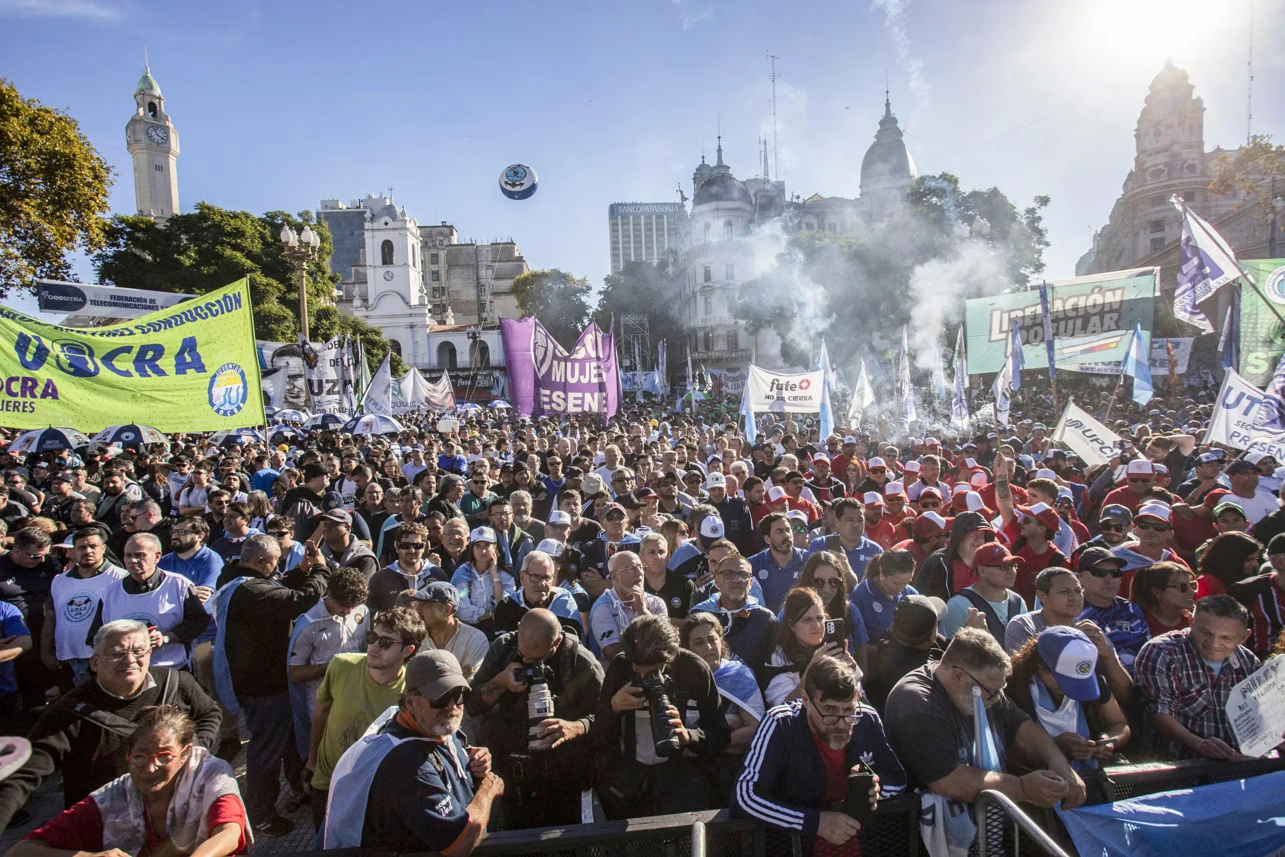 Crisis y cierre de empresas: la CGT marchó y le reclamó al Gobierno por pérdida de empleos