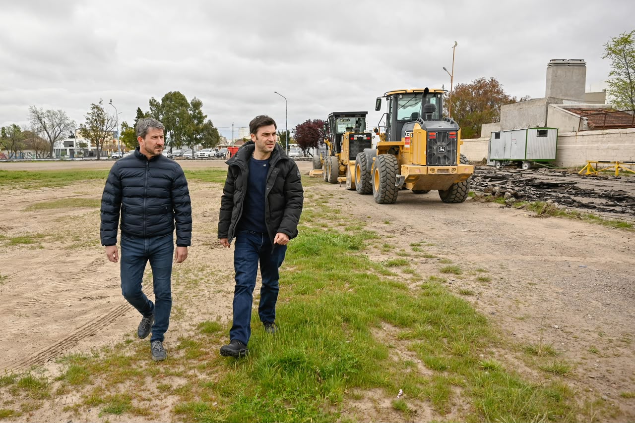 Avanzan las obras para transformar la Pista Municipal de Atletismo de Trelew