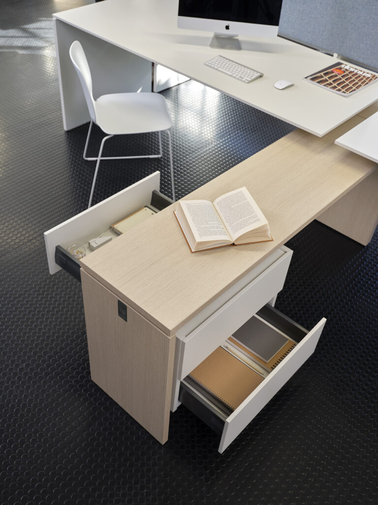 Office workstations by CI - Saudi Arabia