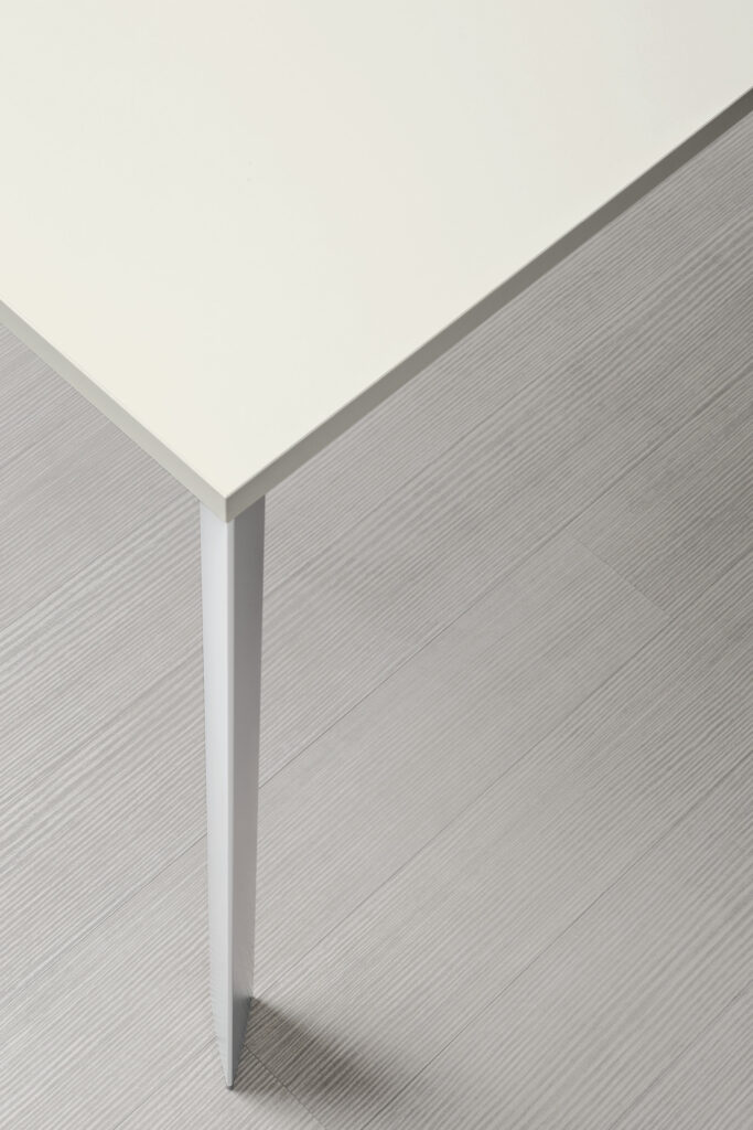 Office workstations by CI - Saudi Arabia