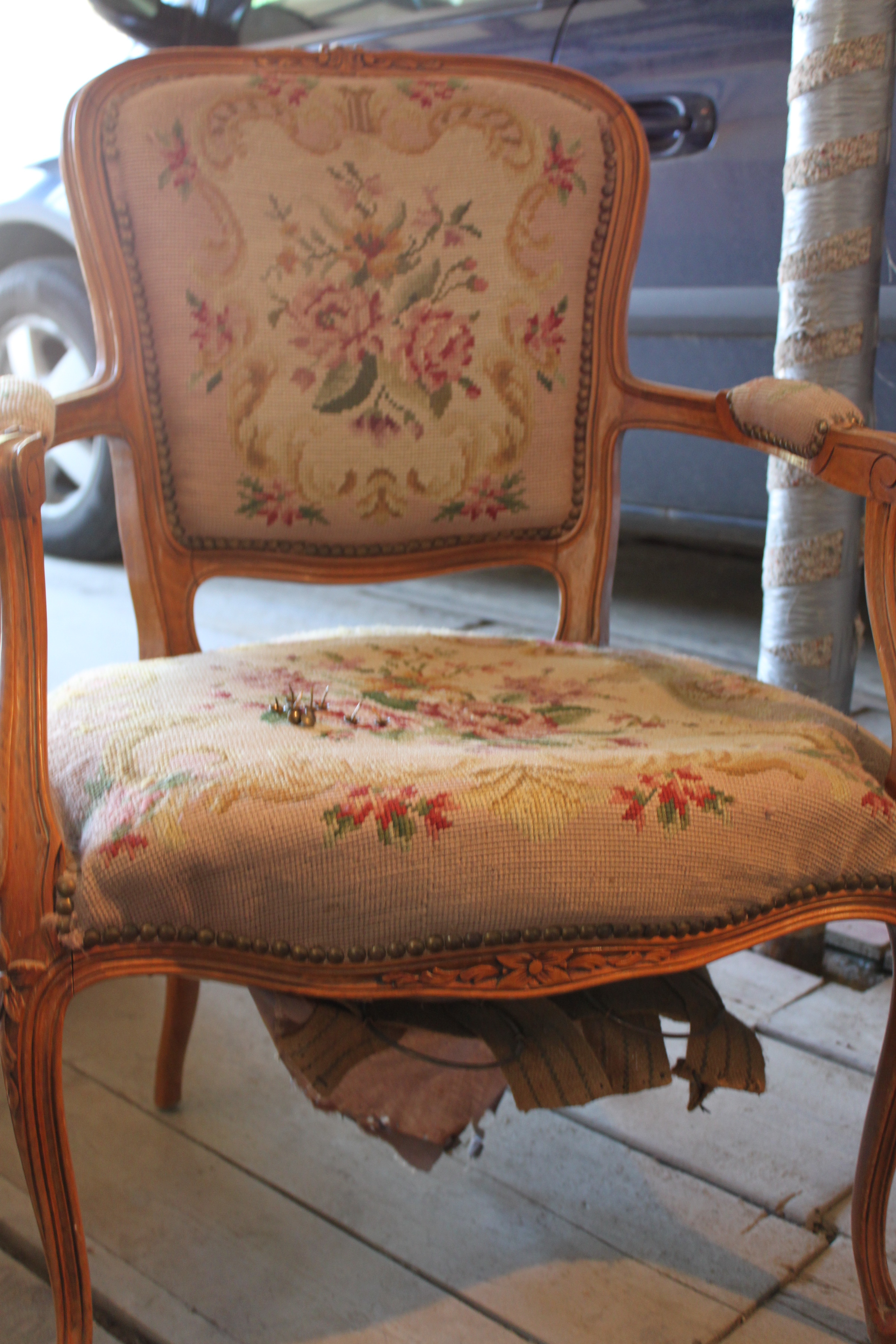 Curb side chair rescue