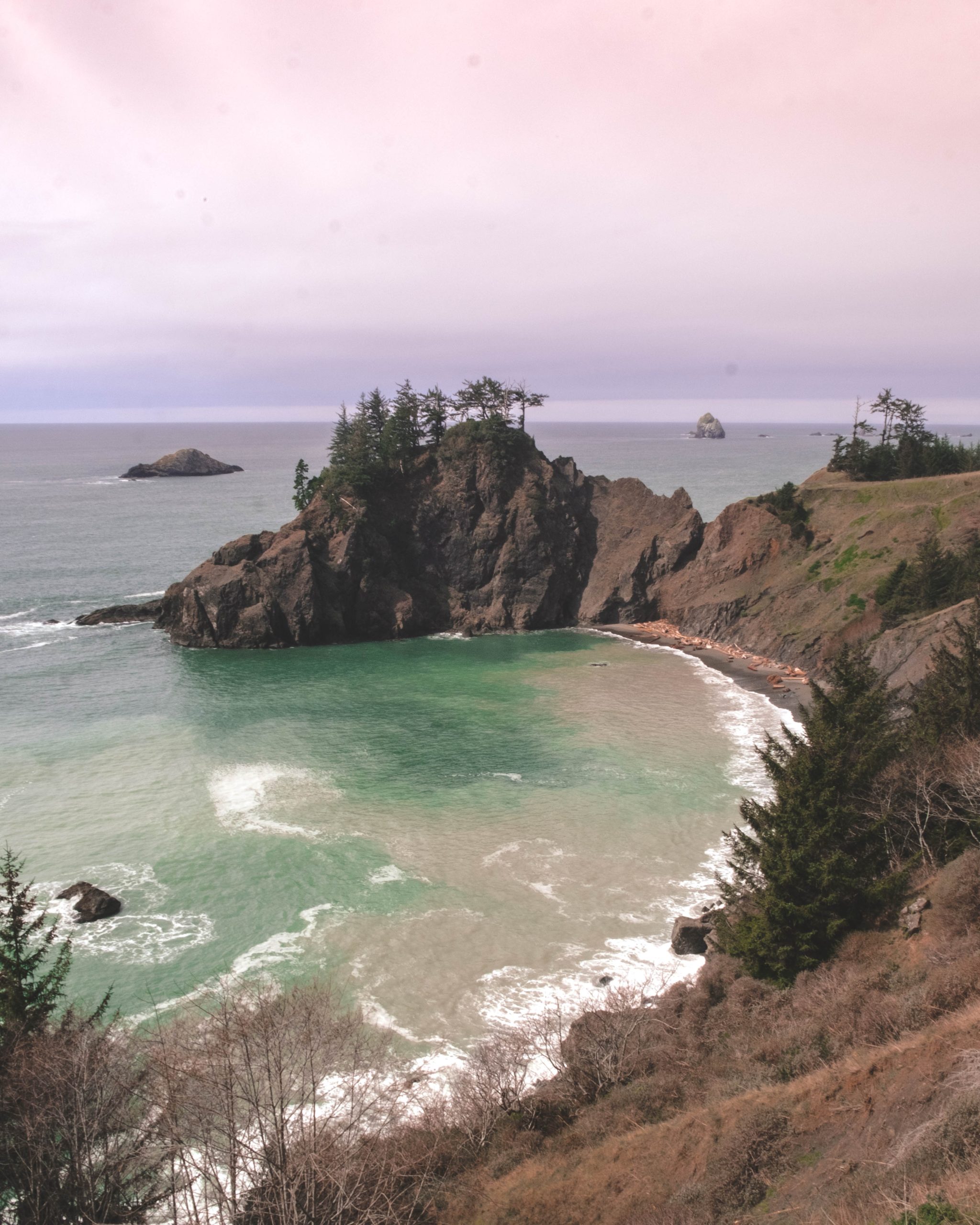 How to Take a 4 Day Road Trip through Southern Oregon for less than $500