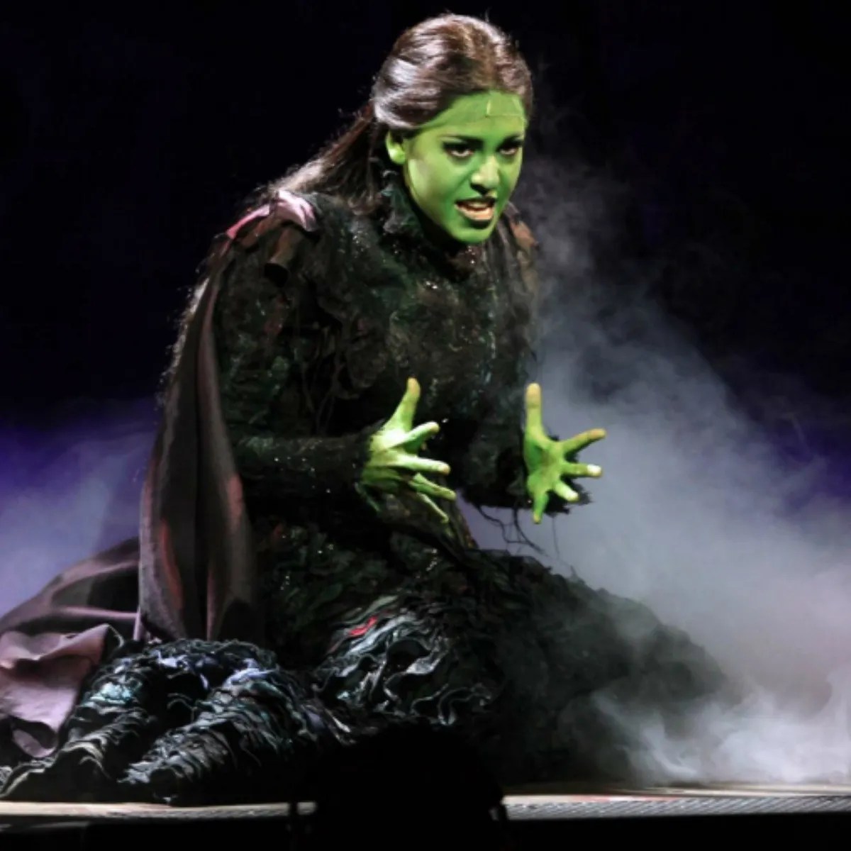 Danna Paola como ‘Elphaba’. Fuente: informador.mx 2013