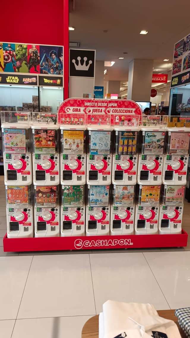 Máquinas y cápsulas Gashapon disponibles en México