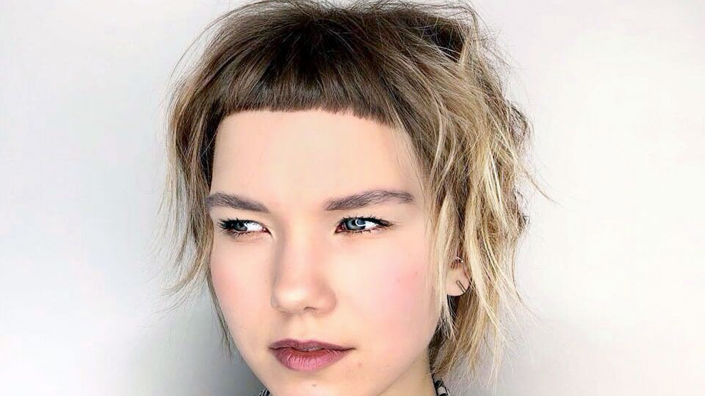 Suka Pakai Poni? Simak Model Rambut Berponi Ini Agar Penampilan Semakin Cantik