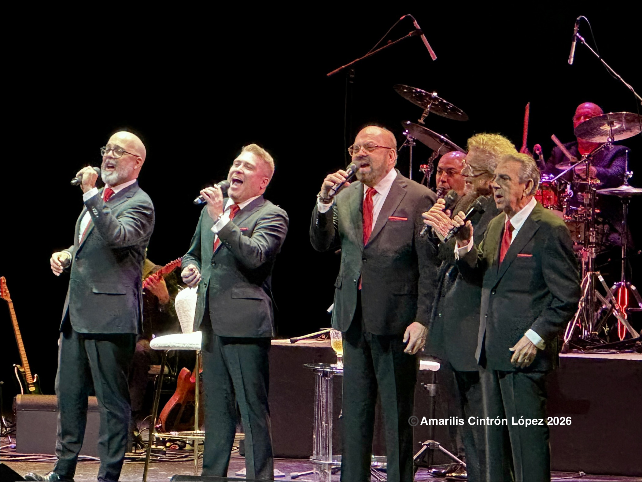 El cuarteto Los Hispanos unió sus voces a Braulio en el icónico tema “Lamento Borincano”