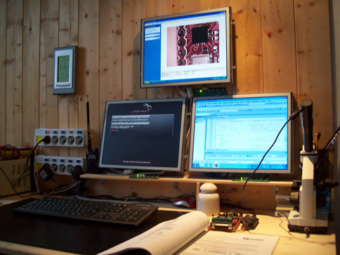 Photo 3: This developing and programming space, with its three small computers, is called “the little Hydra.”