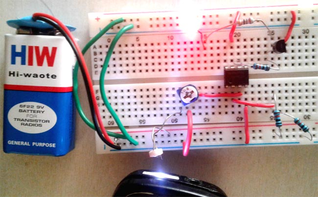 Light Detector Circuit Using Wheatstone Bridge