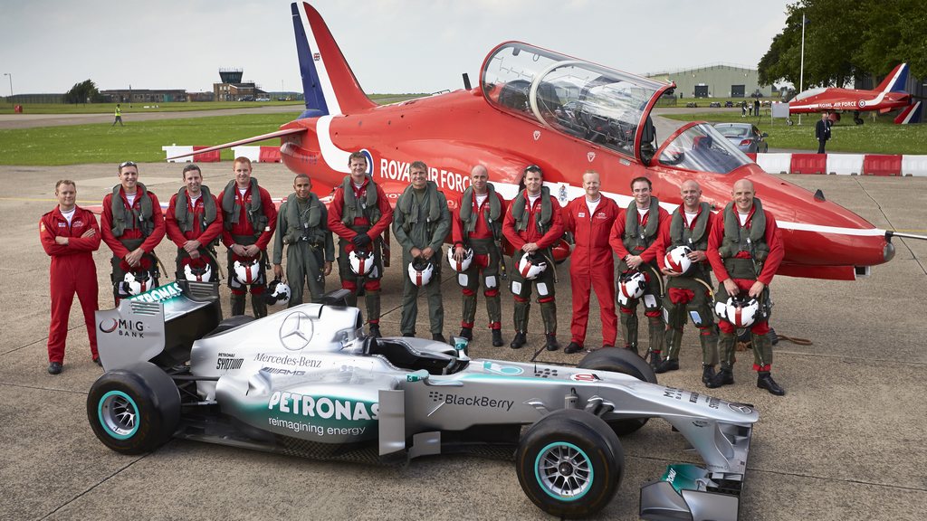 F1 Mercedes Amg Petronas Driver Lewis Hamilton S Flying Lap