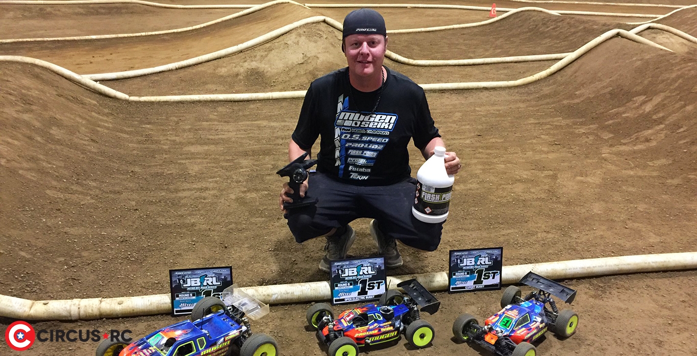 Adam Drake domine la 5ème manche des JBRL Nitro Series - Circus RC News