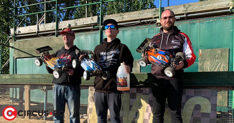 Jamie Clancy sweeps SRS Rd2 - Circus RC News