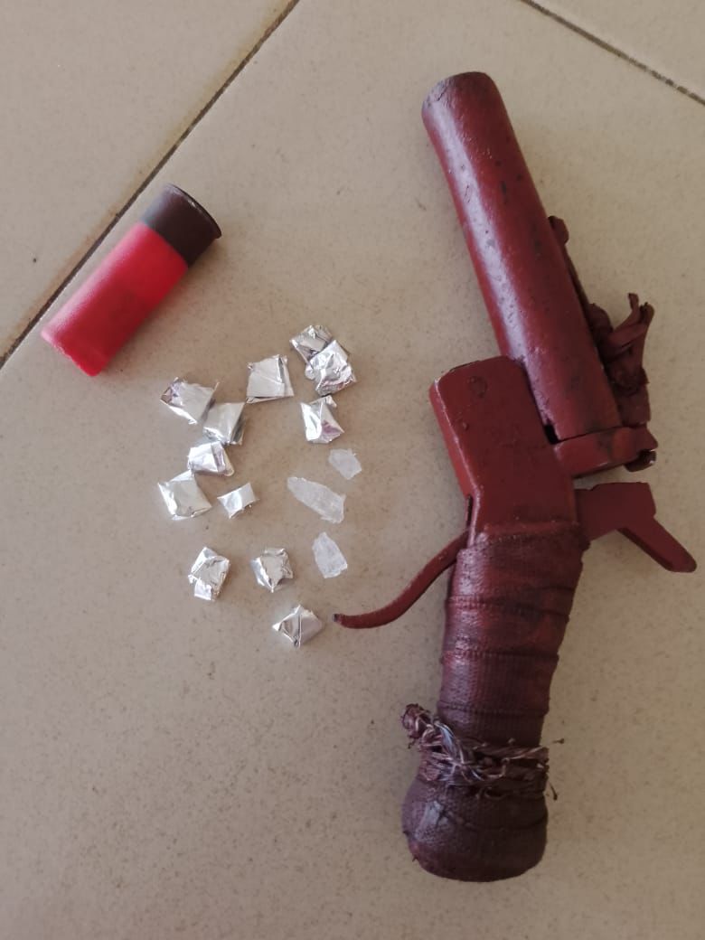 Police nab 38-year-old for illegal firearm possession, threats