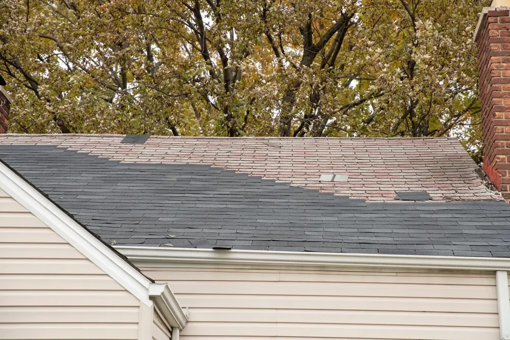How to Find a Leak in a Shingle Roof?