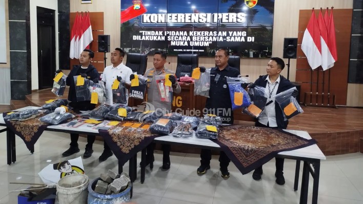 Konferensi pers ungkap kasus perusakan fasum imbas kerusuhan demonstrasi di Kabupaten Malang. (Foto: Heri Prasetyo)