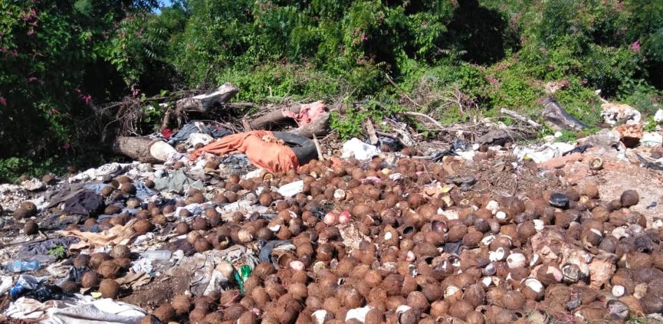 Vendedores de Pedernales denuncian crisis por cierre de frontera terrestre