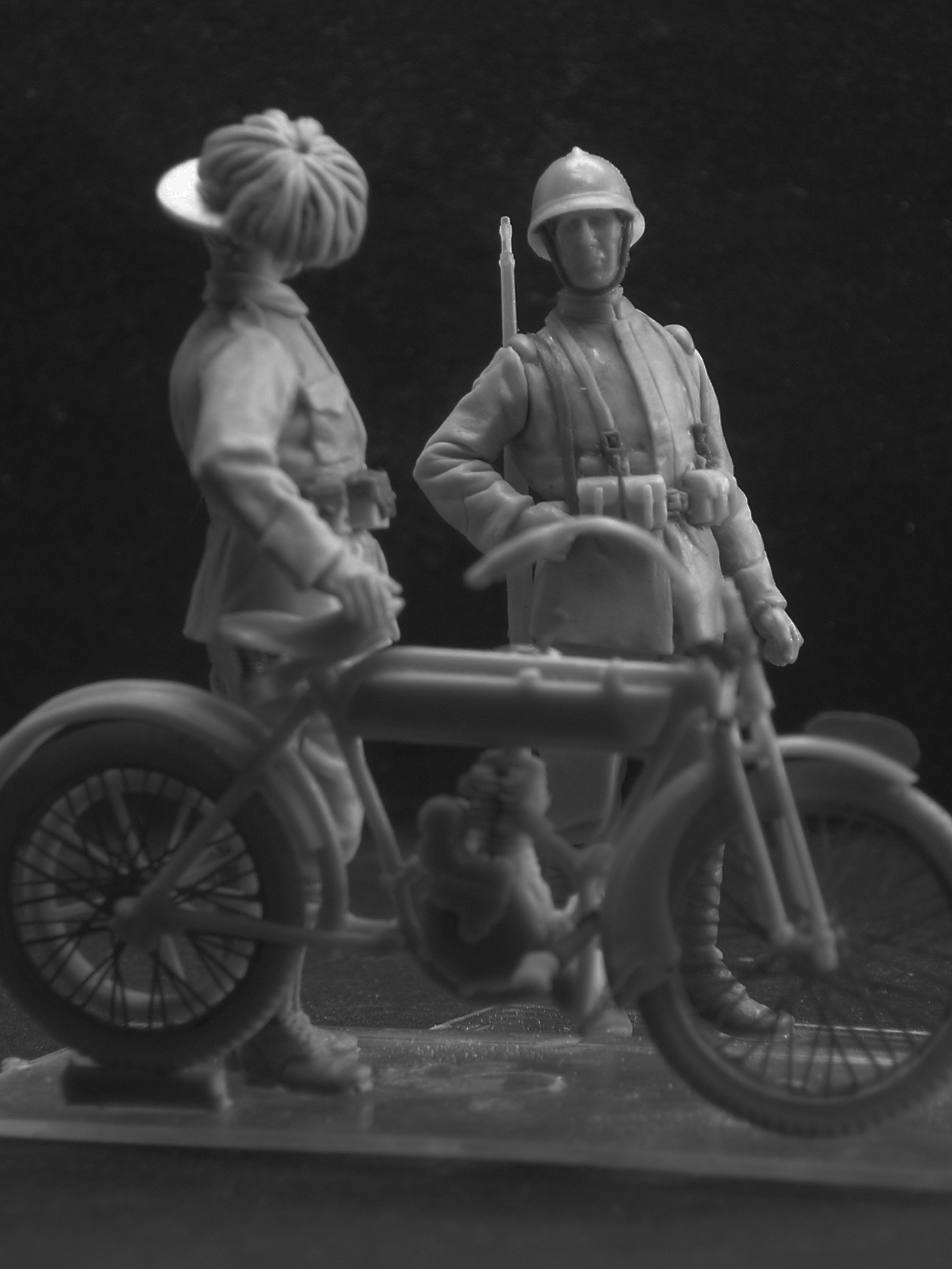 CIXMODELS CIXM053 ACCESSORY SET FOR ITALIAN BERSAGLIERI 1:35 WW2 KIT