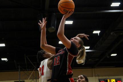 IMG_0028 The Rossview Hawks fell to the Henry County Patriots on March 3rd (Knox Rives)
