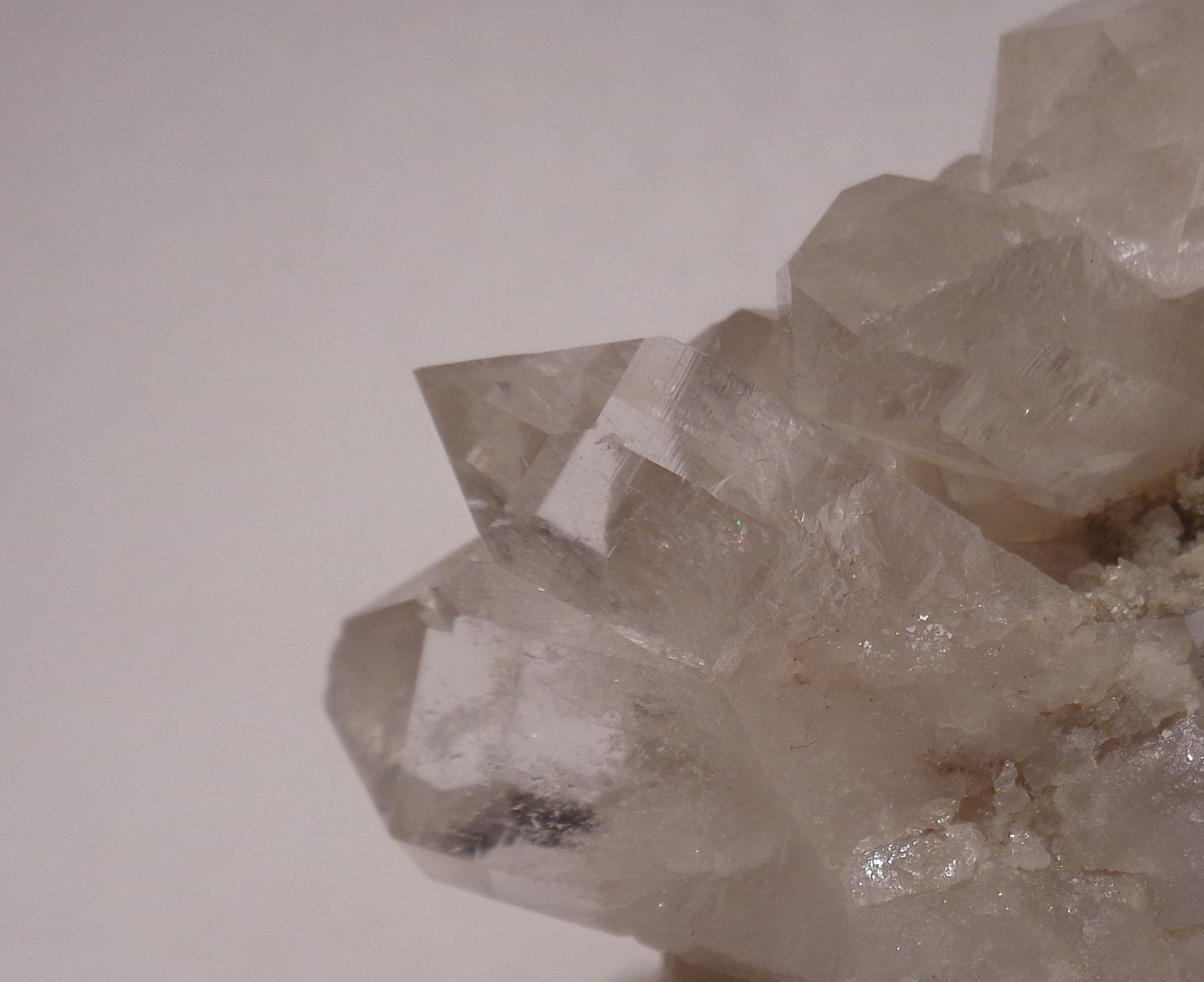 Quartz (var. rock crystal) (3)