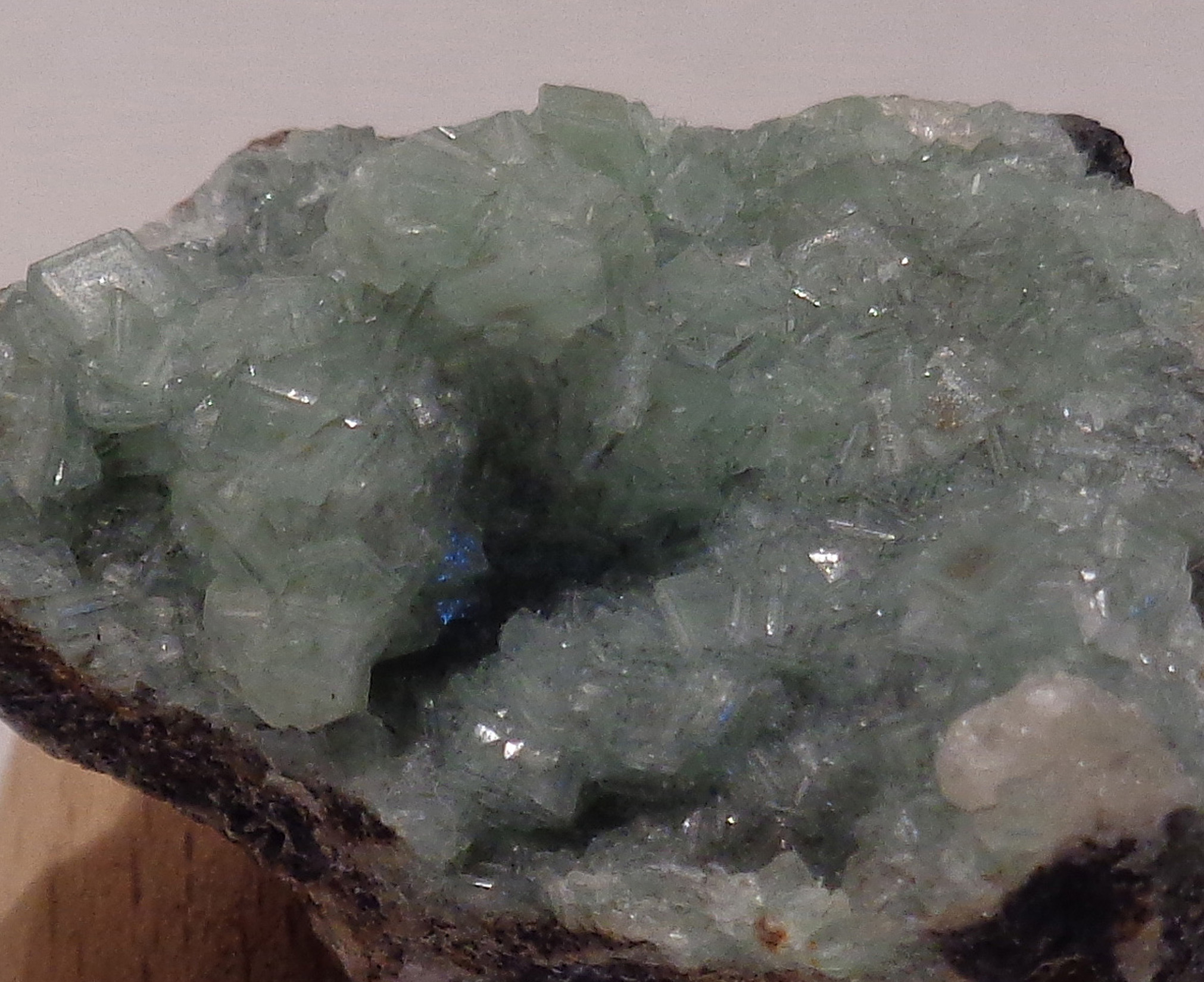 Smithsonite (2)
