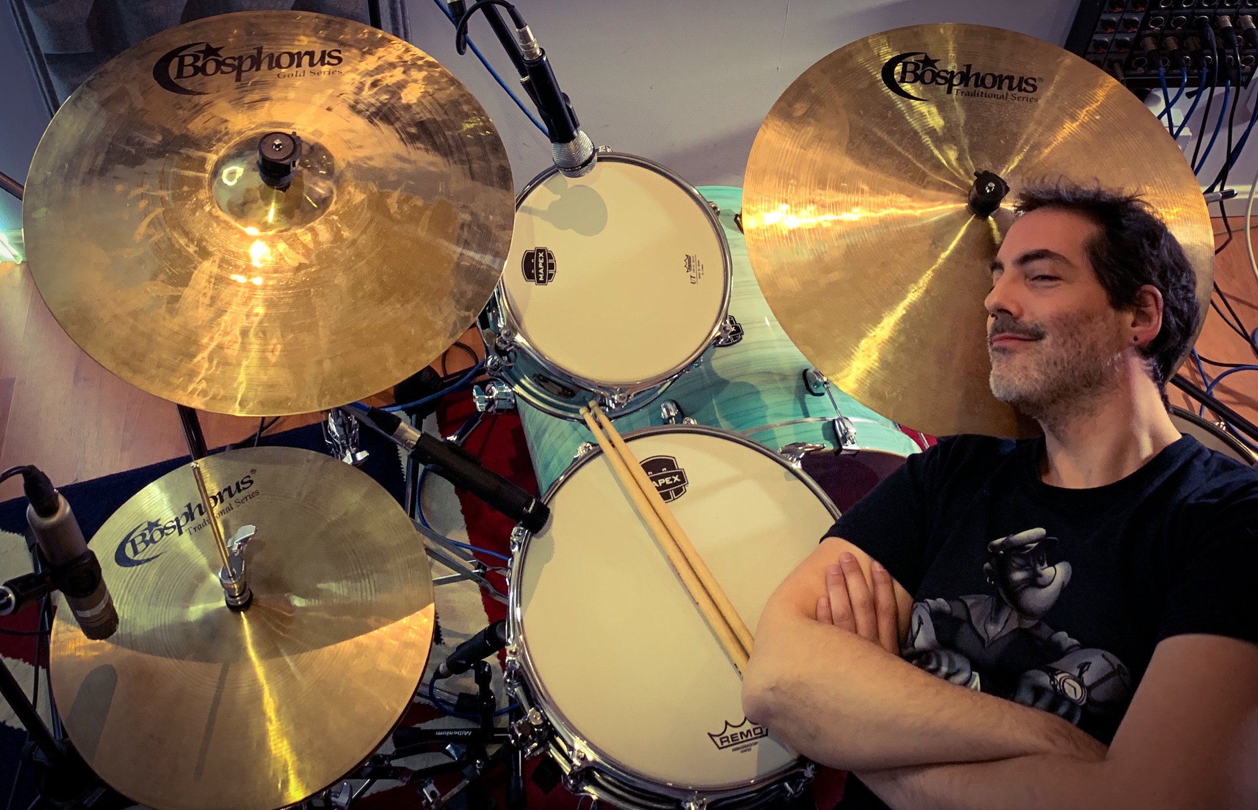 Iñigo Iribarne Mapex drums