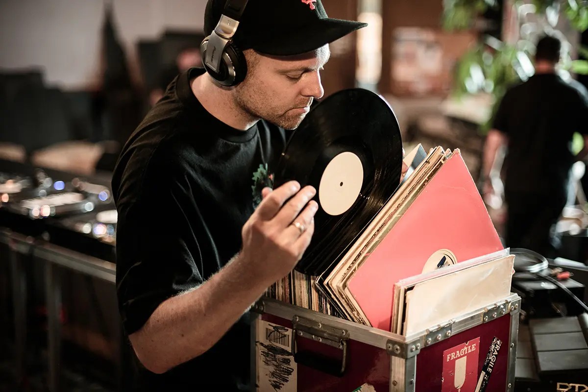 dj shadow