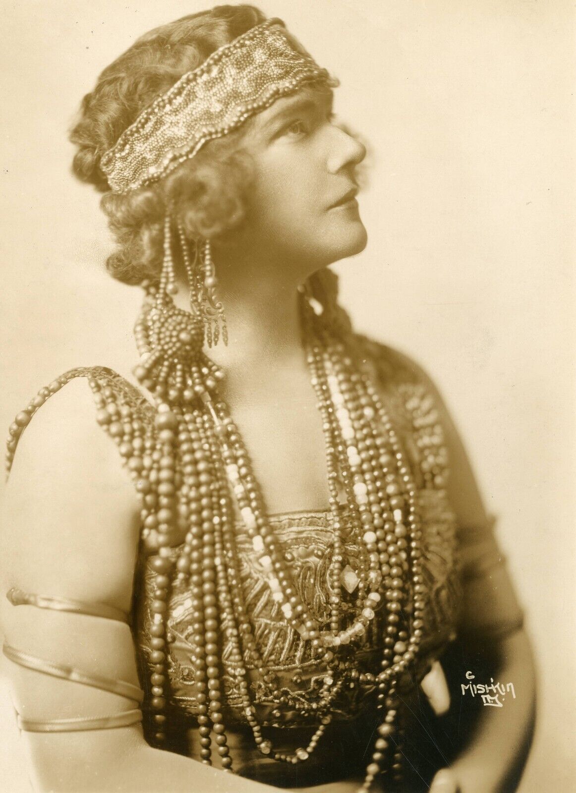 ANNE ROSELLE
