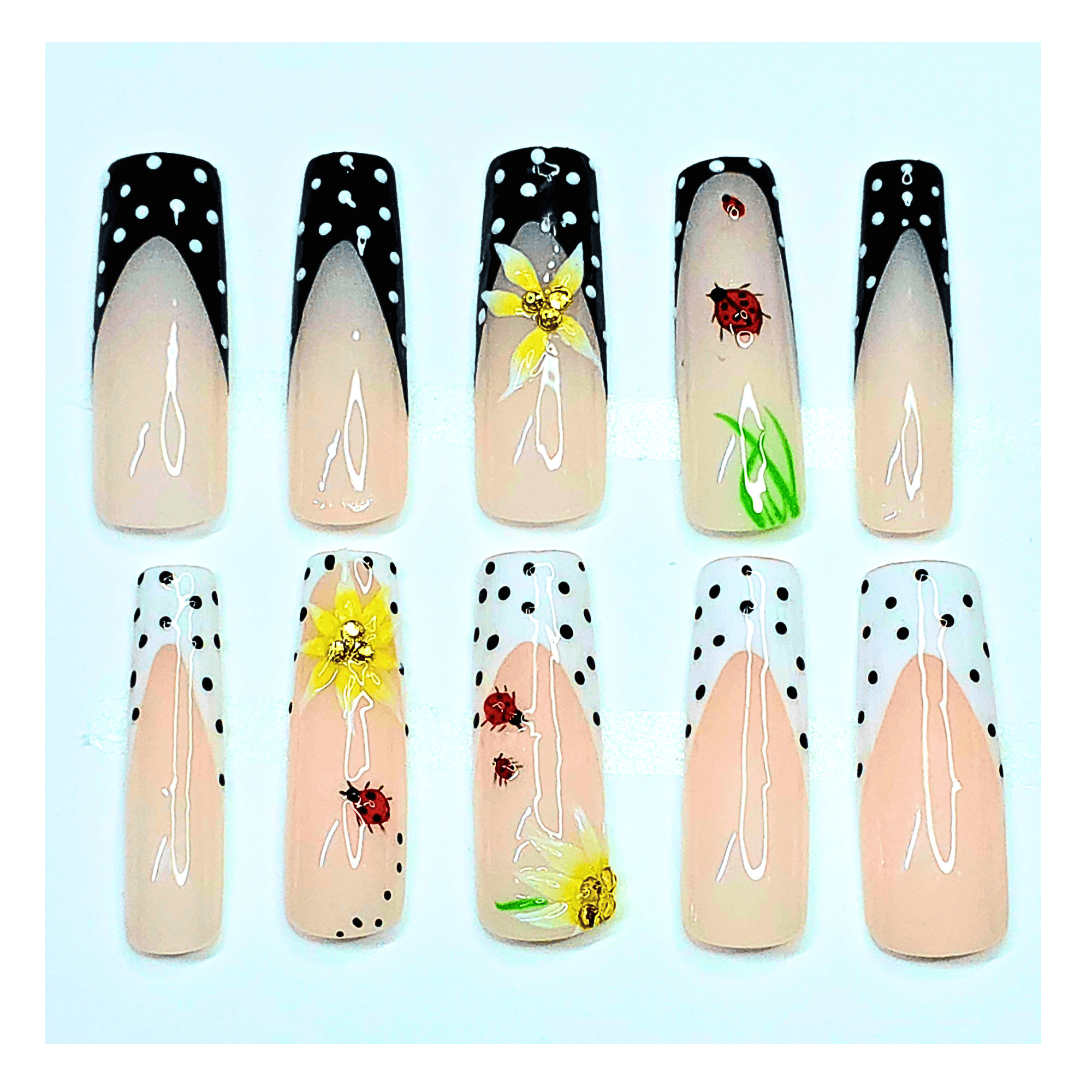 Garden Chic Ladybug Polka Dot Press-on Nails