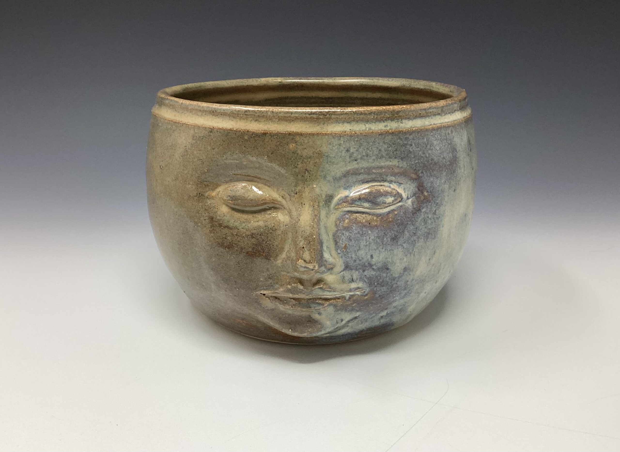 Anna: Vases