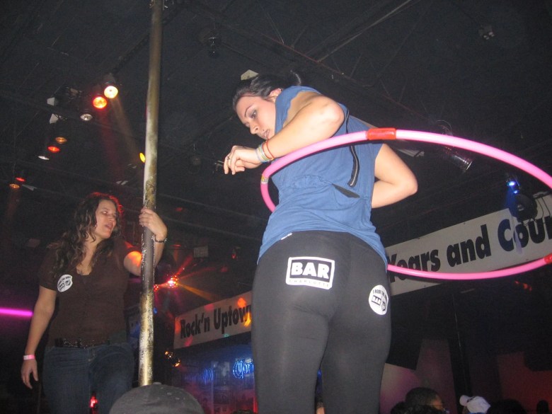 bar06.webp