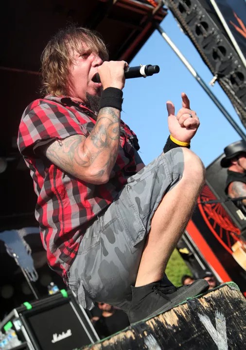 Hellyeah3