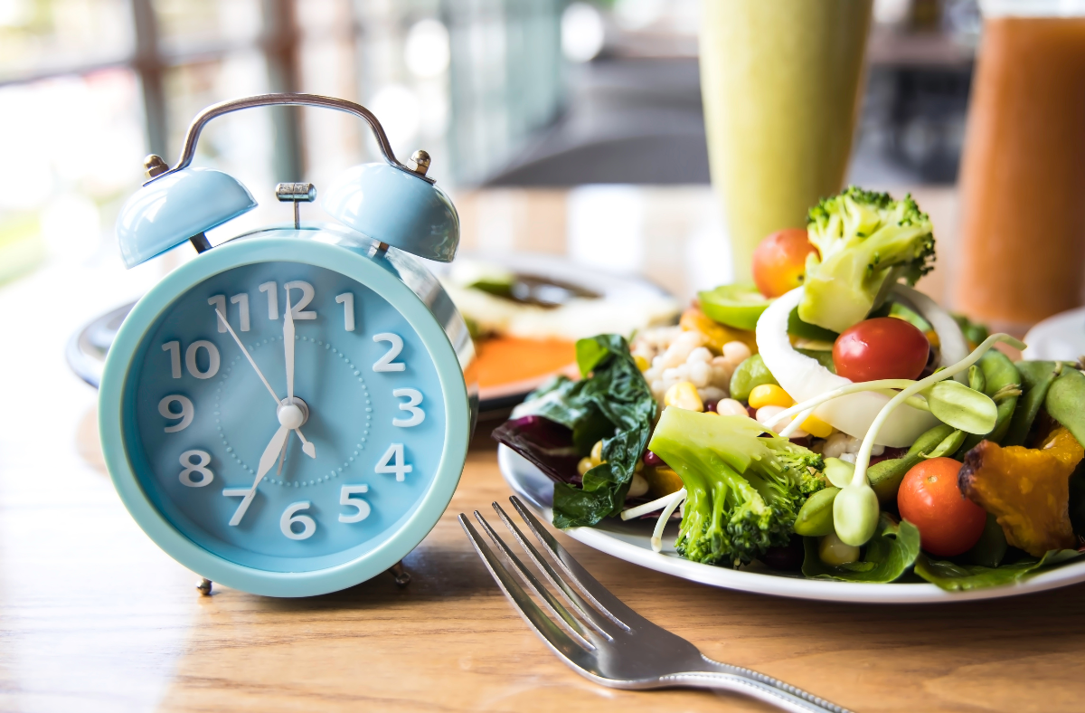 5 Science-Backed Tips to Close Your Eating Window and Master Intermittent Fasting for Hormonal Balance