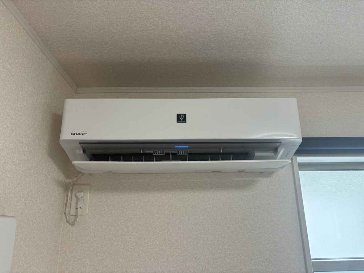 相模原市のエアコンクリーニング｜SHARP AY-N22H-W お掃除機能付き清掃