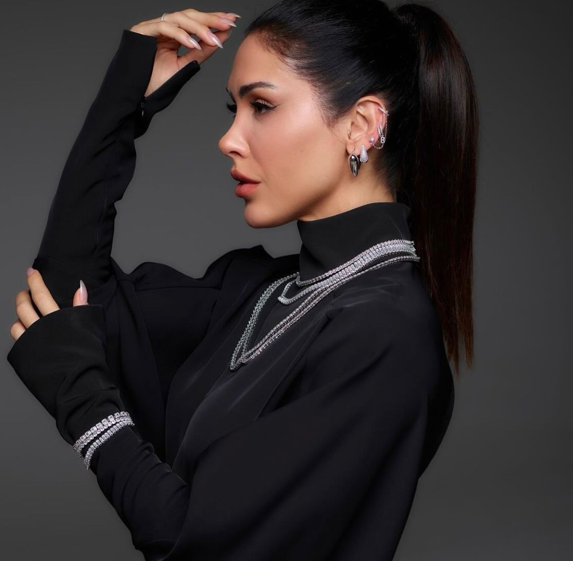 Como encaixar os acessórios nos looks de inverno?