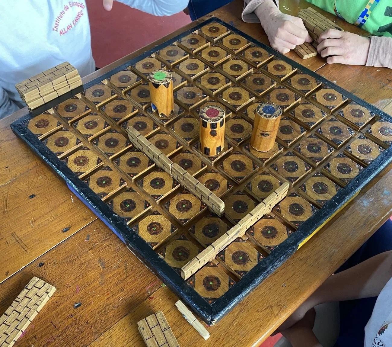 Pequenos Construtores: Oficina e Vivência de Jogos Tradicionais