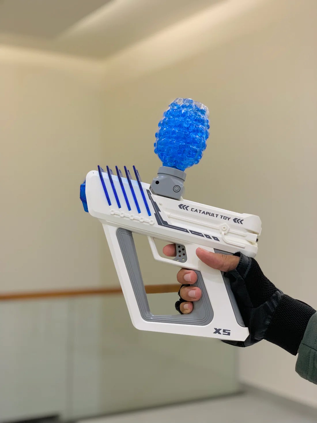 Lightning ClickWix Gun - Image 1