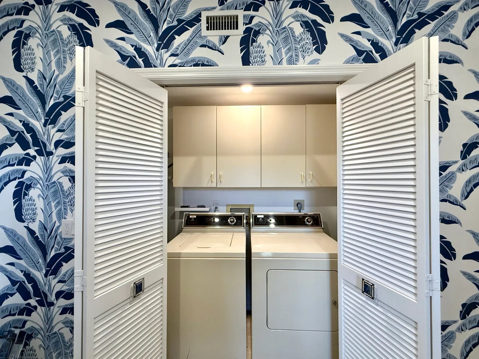 109 Park Shores #36W