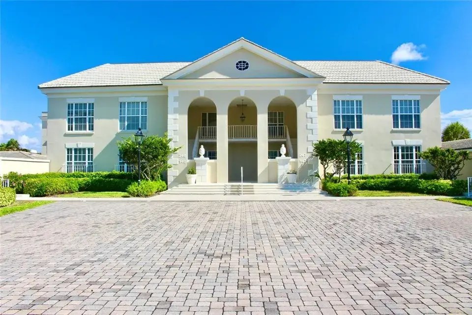 700 Beach Rd #147 John’s Island