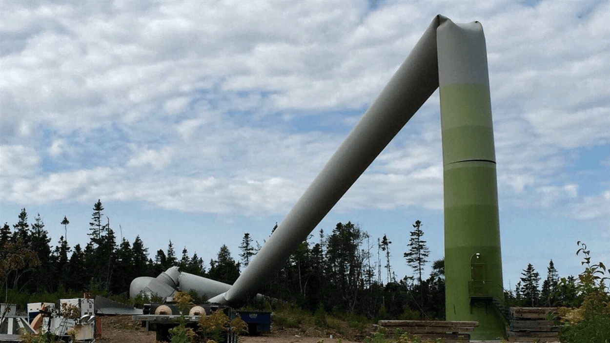 Holiday Makers’ Lucky Escape After Wind Turbine Blade Disintegrates