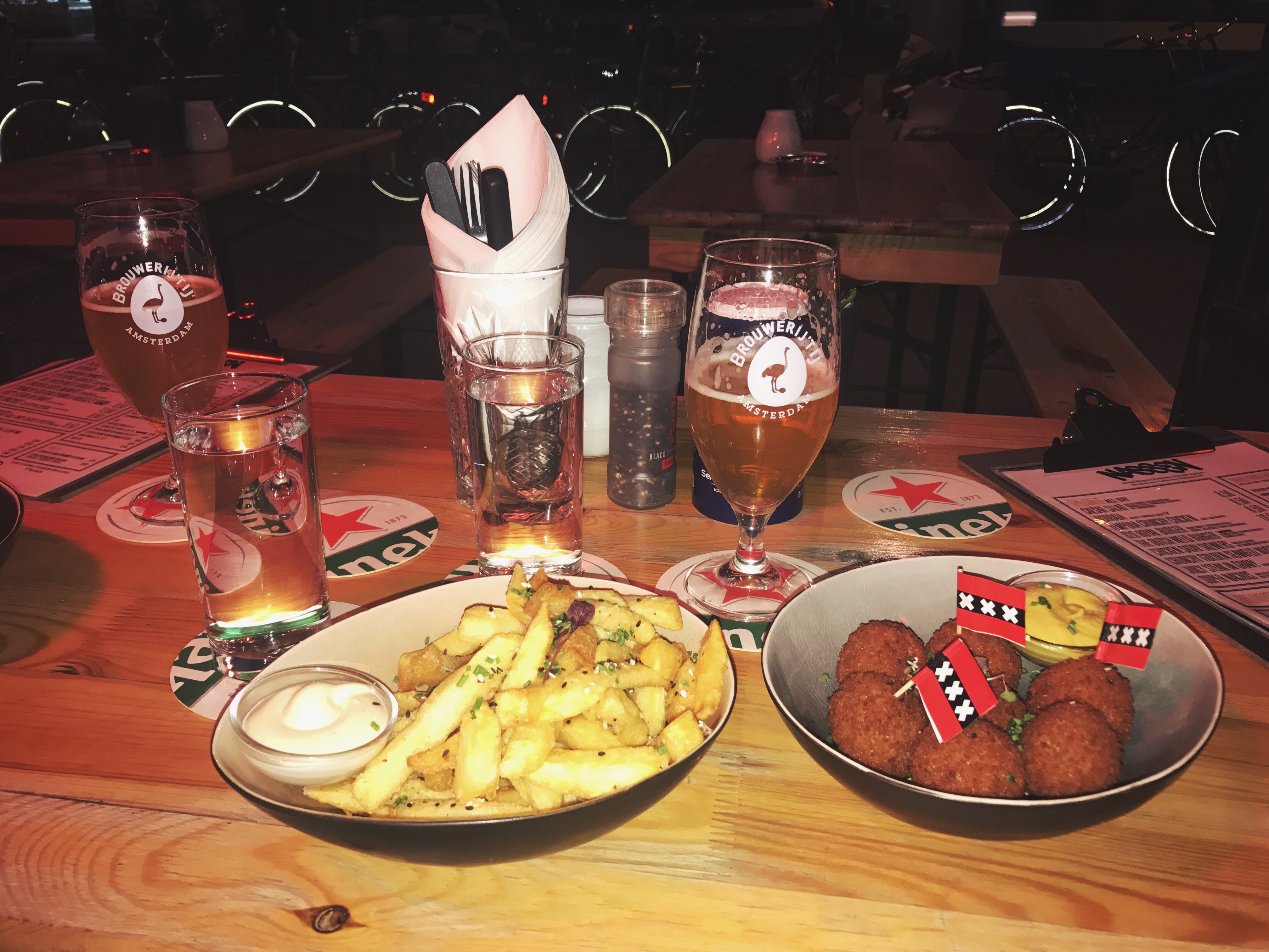 Vegan Bitterballen with friets!