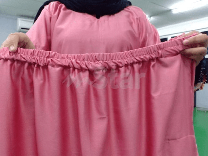 Baju Kurung Yang Sesuai Untuk Orang Gemuk - Kalau Badan Berisi Rendah Jangan Beli Baju Kurung Pahang Ini Panduan Pilih Baju Raya Yang Sesuai Bentuk Badan Vanilla Kismis