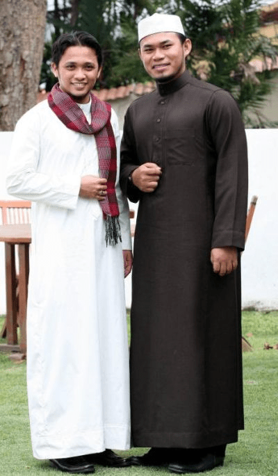 Imam Muda Hizbur Isteri / Siti Ashifah Youtube